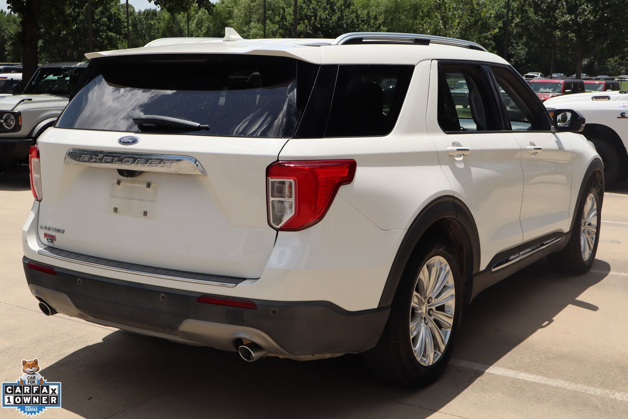 Certified 2021 Ford Explorer Limited w/ Equipment Group 301A RWD image 3