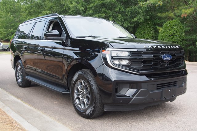 Certified 2025 Ford Expedition Max Active RWD image 1