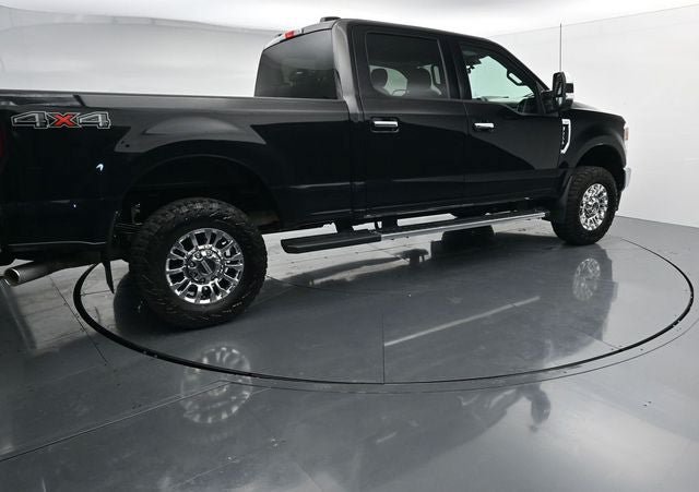 Certified 2022 Ford F250 XLT w/ XLT Premium Package AWD/4WD image 10