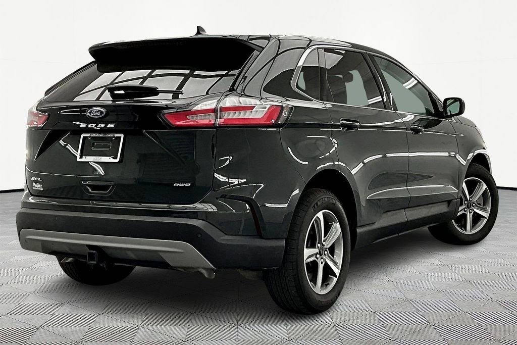 Certified 2024 Ford Edge SEL w/ Convenience Package AWD/4WD image 2