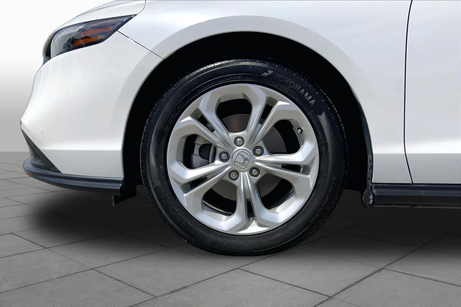 Used 2023 Honda Accord LX image 11