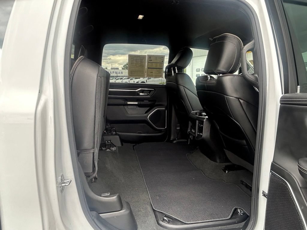 Used 2023 RAM 1500 Laramie AWD/4WD image 31