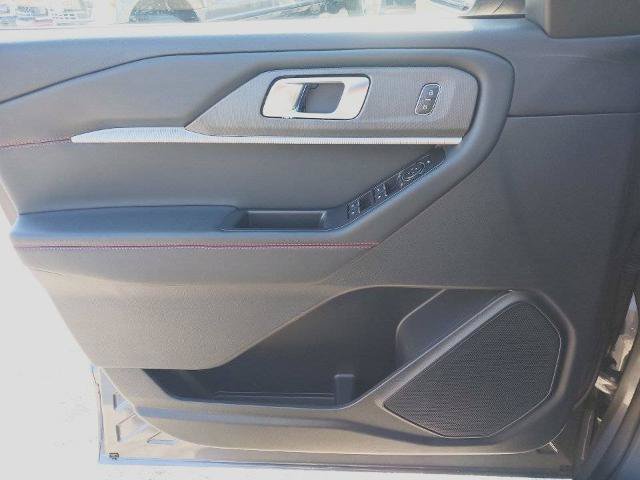 Certified 2025 Ford Explorer ST-Line AWD/4WD image 15