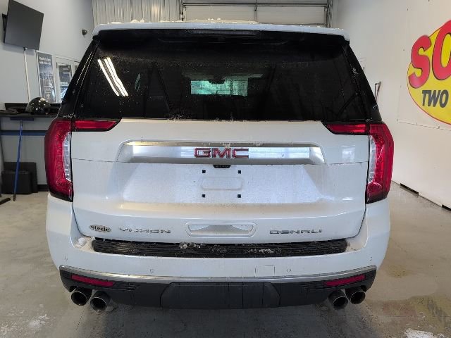 Used 2021 GMC Yukon Denali image 3