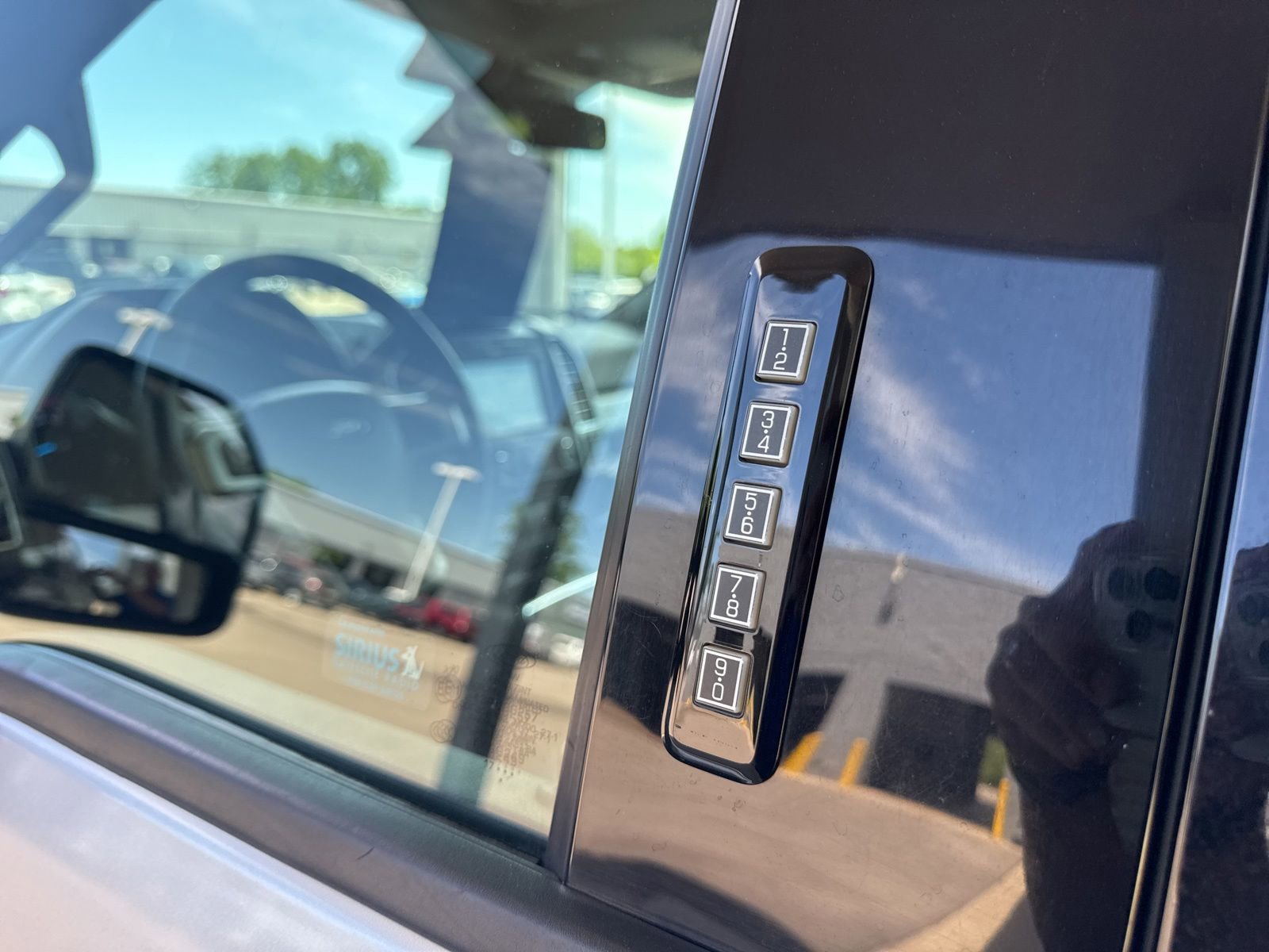 Certified 2017 Ford F250 Lariat w/ Lariat Ultimate Package AWD/4WD image 21
