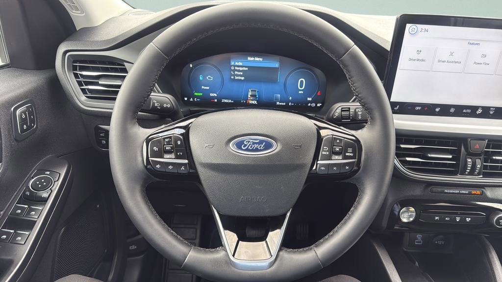Certified 2023 Ford Escape Platinum AWD/4WD image 18