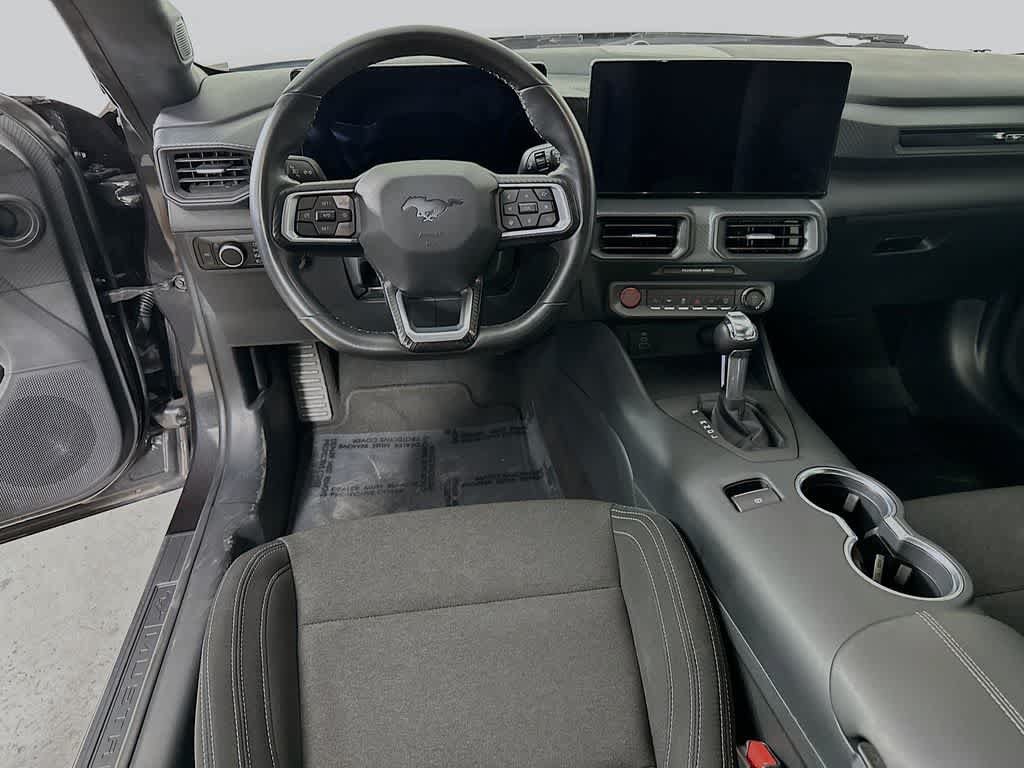 Certified 2024 Ford Mustang Coupe RWD image 10