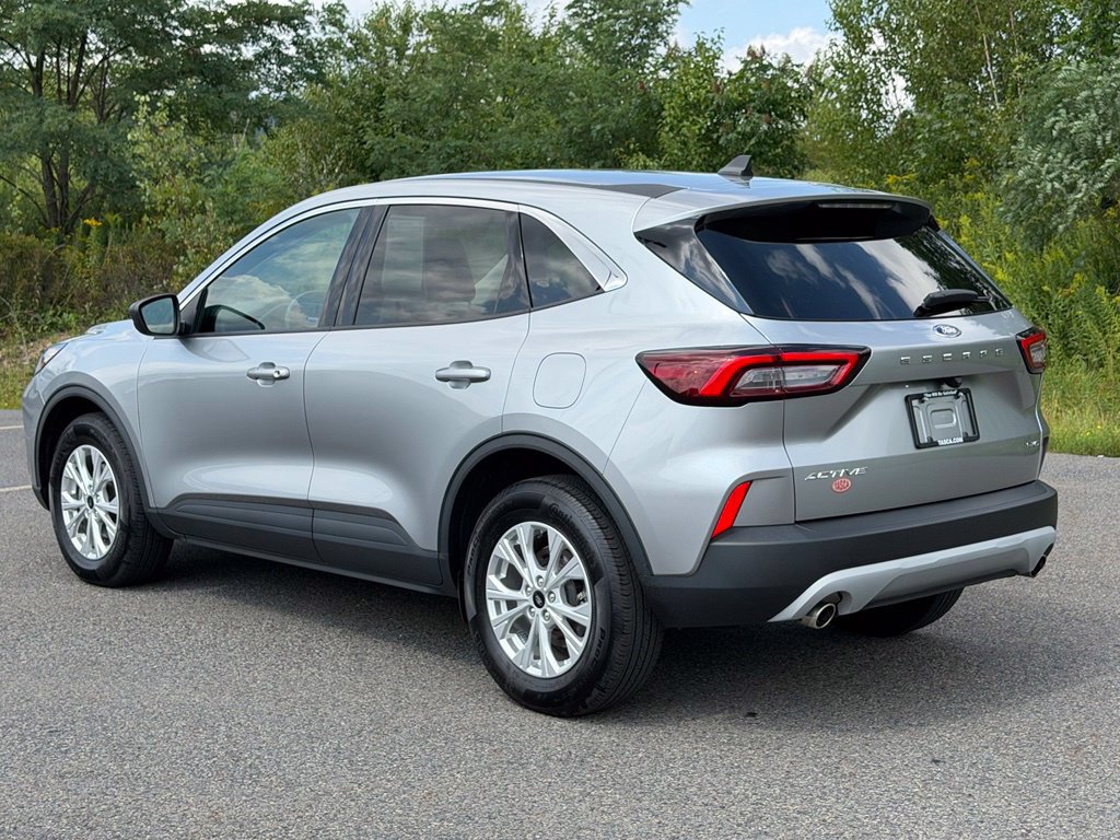 Certified 2023 Ford Escape Active AWD/4WD image 30