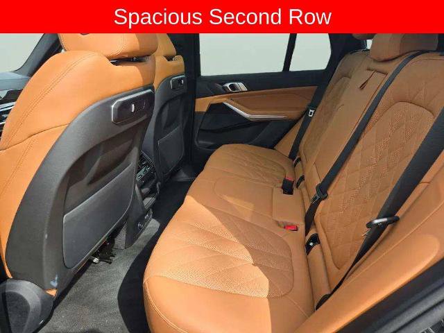 Used 2024 BMW X5 xDrive40i w/ Parking Assistance Package AWD/4WD image 26