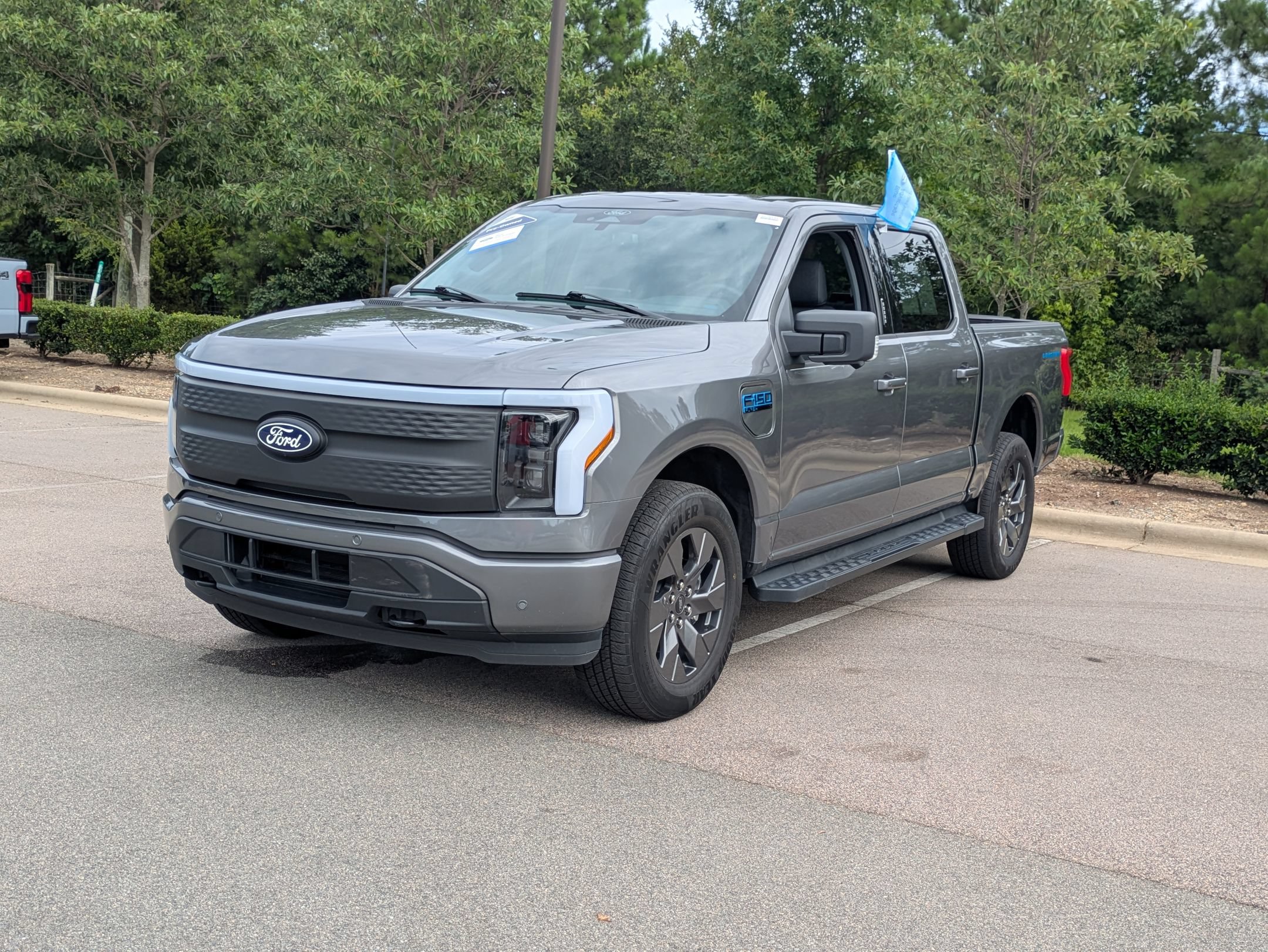 Certified 2024 Ford F150 Lightning Flash AWD/4WD image 8