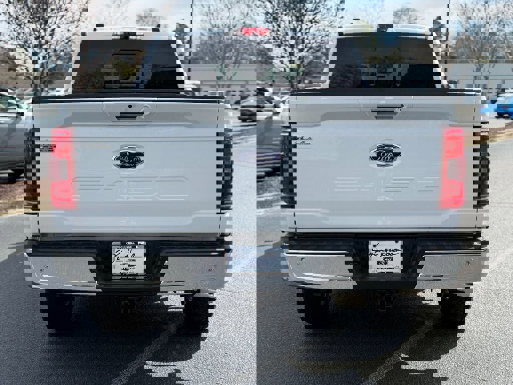 Certified 2022 Ford F150 XLT w/ Equipment Group 302A High image 4