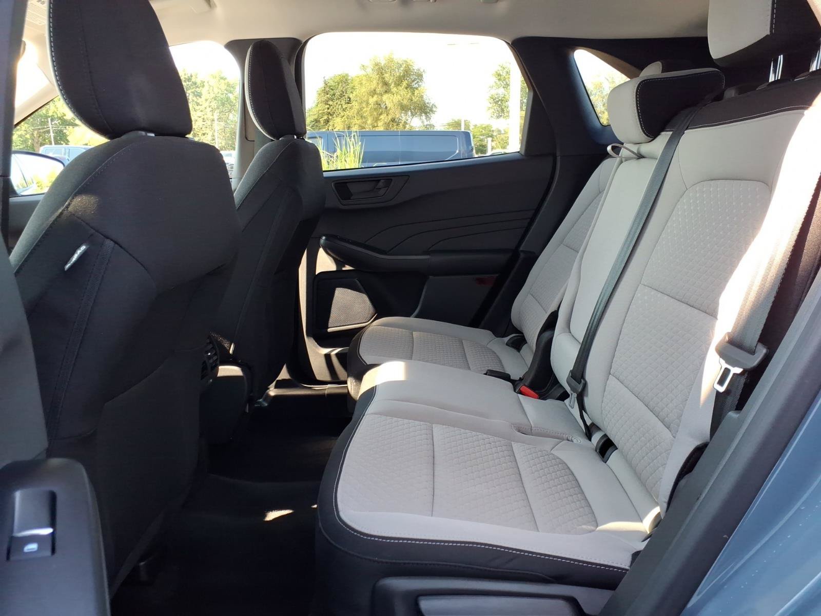Certified 2023 Ford Escape Active w/ Tech Pack #1 AWD/4WD image 9