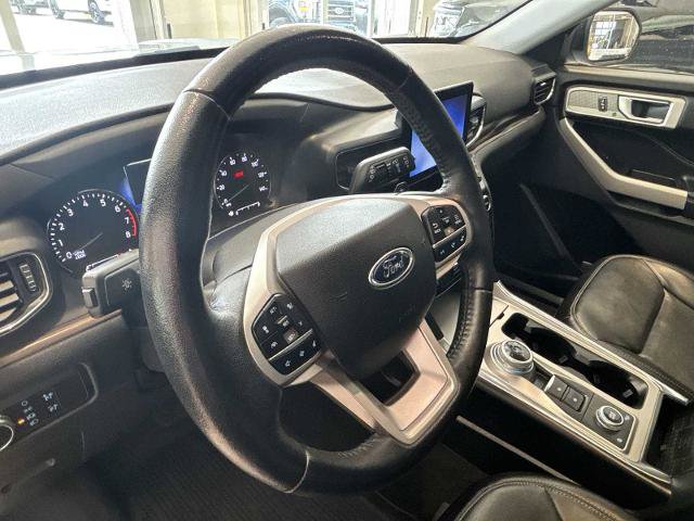 Certified 2021 Ford Explorer Limited w/ Hybrid Equipment Group 310A AWD/4WD image 9