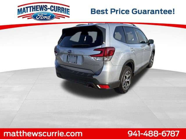 Used 2019 Subaru Forester Premium w/ All-Weather Package image 4