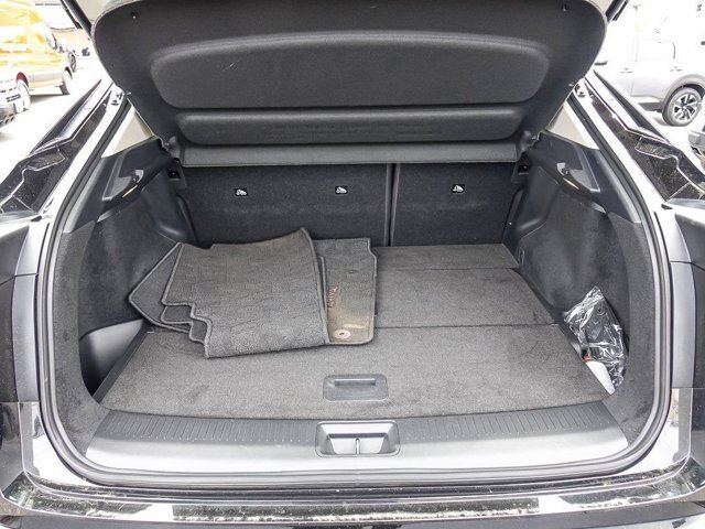 Used 2024 Nissan Ariya FWD image 29