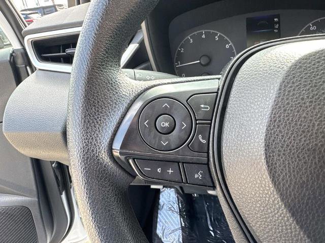 Used 2023 Toyota Corolla LE image 19