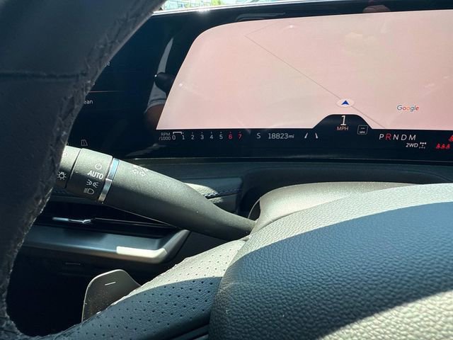 Used 2024 Cadillac XT4 Sport image 39