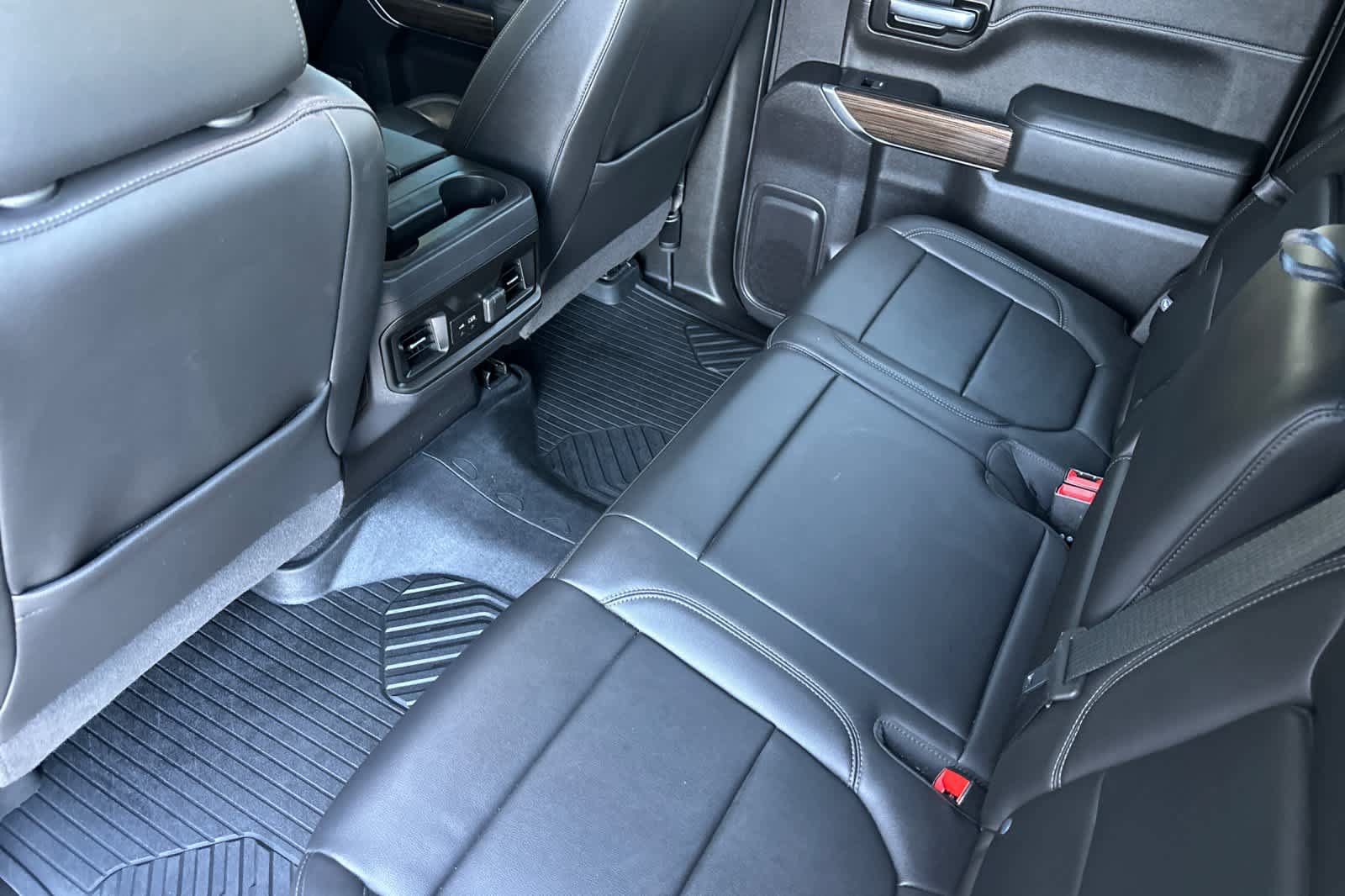 Used 2020 Chevrolet Silverado 1500 LT Trail Boss AWD/4WD image 4