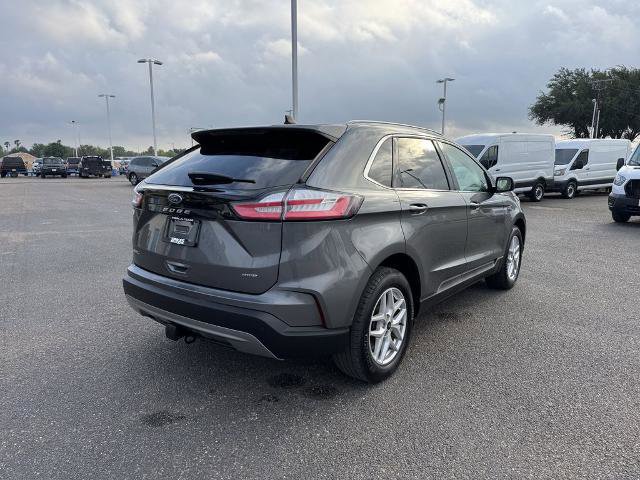 Certified 2023 Ford Edge SEL w/ Convenience Package AWD/4WD image 3