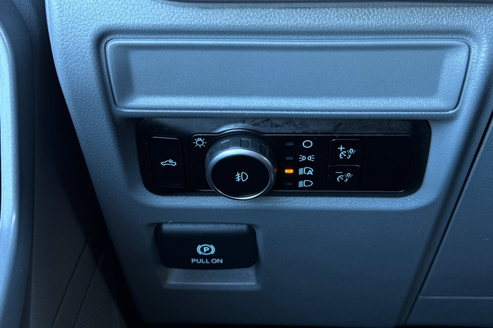 Certified 2023 Ford F150 XLT image 28