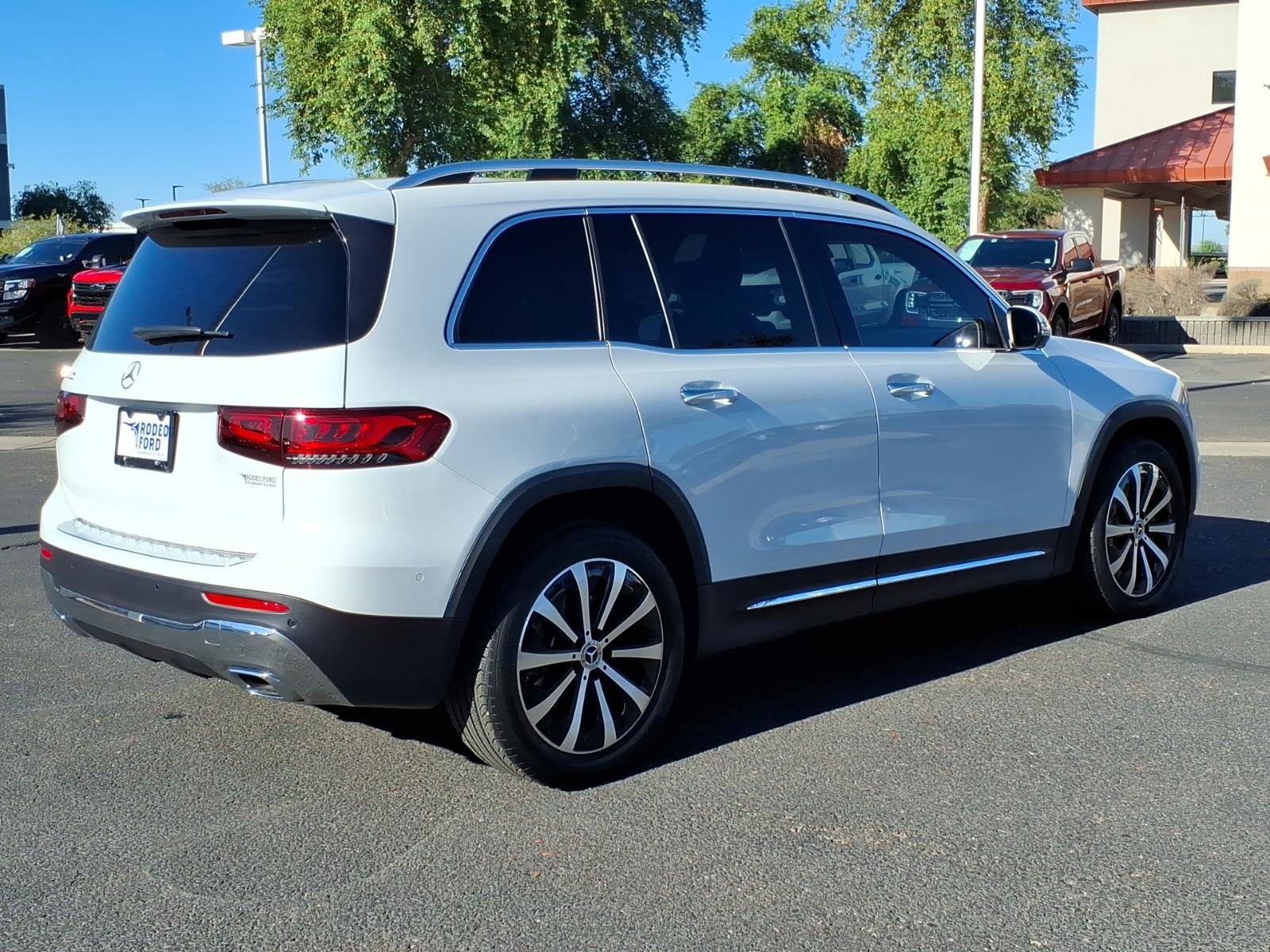Used 2022 Mercedes-Benz GLB 250 image 5