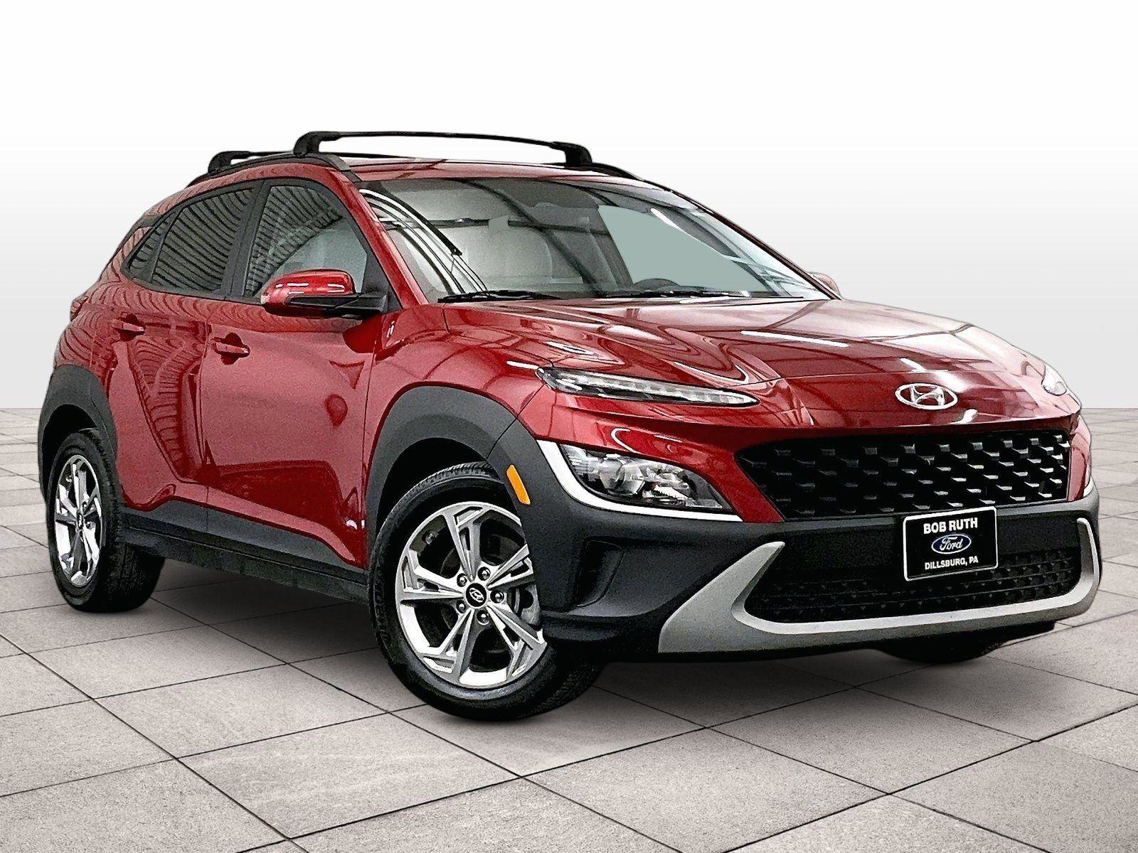 Used 2022 Hyundai Kona SEL AWD/4WD image 2