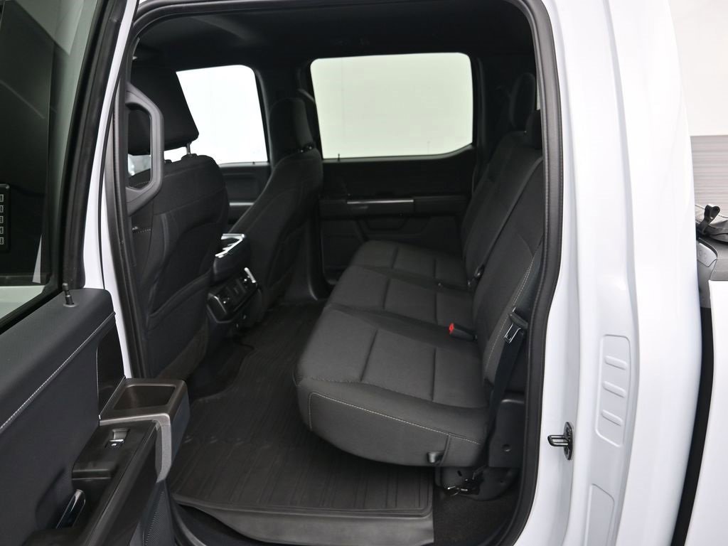 Certified 2022 Ford F150 XLT w/ Equipment Group 302A High image 39