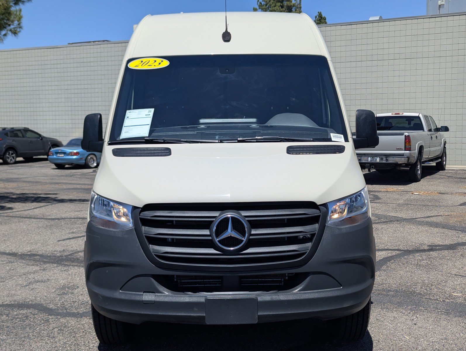 Used 2023 Mercedes-Benz Sprinter 1500 image 6