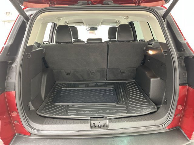 Certified 2019 Ford Escape Titanium w/ U9j03 - Titanium Tow Package AWD/4WD image 27