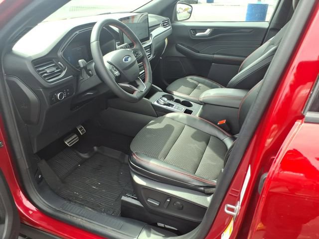 Certified 2024 Ford Escape ST-Line w/ Tech Pack #1 AWD/4WD image 12