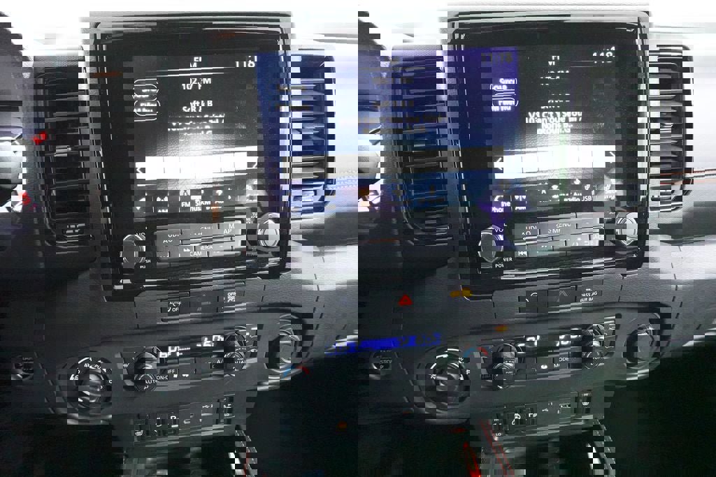 Used 2023 Nissan Frontier PRO-4X w/ Pro Convenience Package image 15