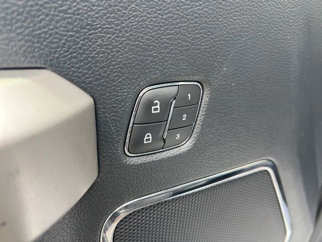 Certified 2019 Ford F150 Lariat w/ Equipment Group 502A Luxury AWD/4WD image 10