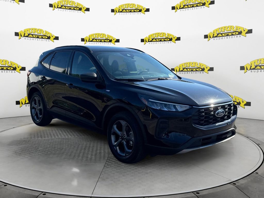 Certified 2025 Ford Escape ST-Line AWD/4WD image 10