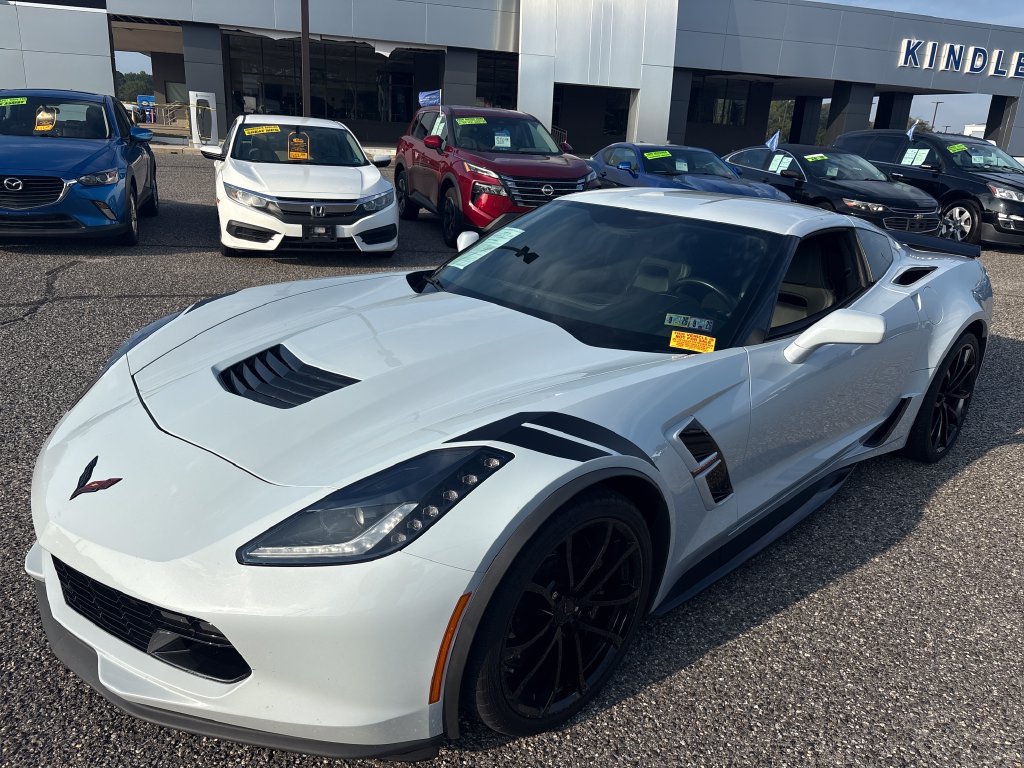 Used 2019 Chevrolet Corvette Grand Sport w/ Carbon Flash Badge Package RWD image 13
