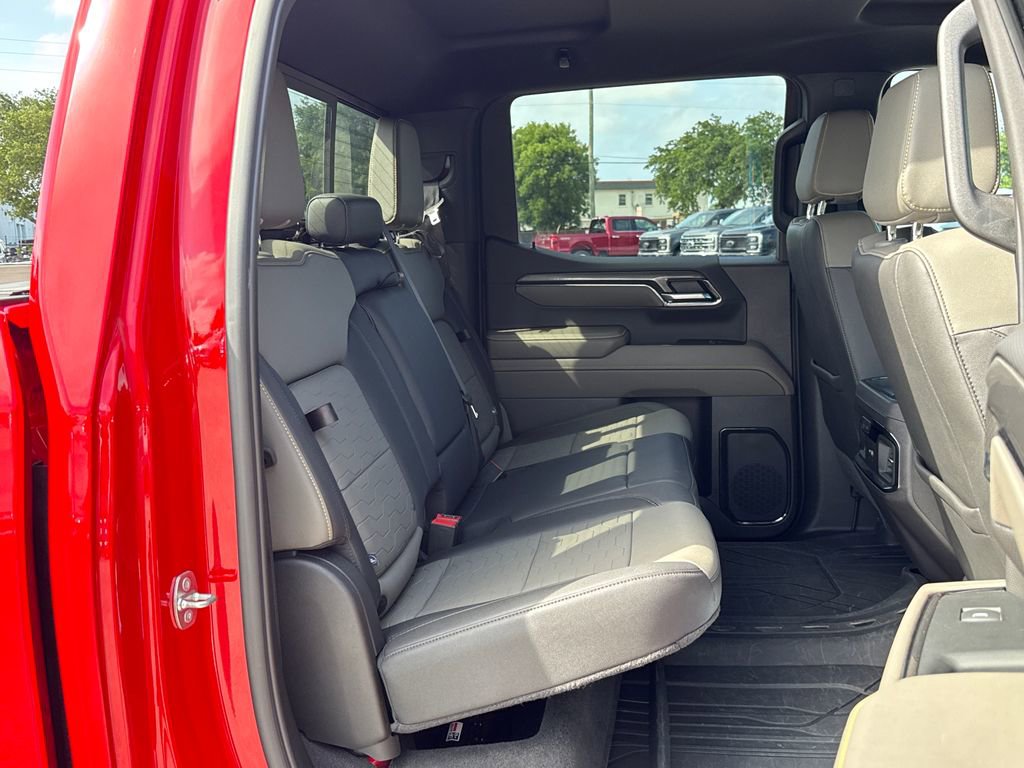 Used 2024 Chevrolet Silverado 1500 ZR2 w/ Technology Package AWD/4WD image 28