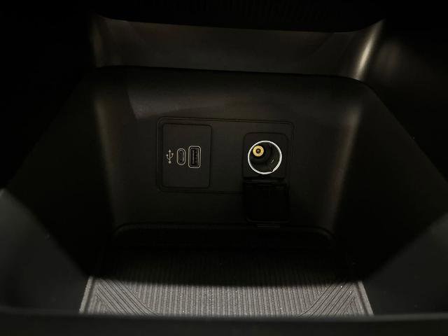 Certified 2026 Ford Explorer Active RWD image 28