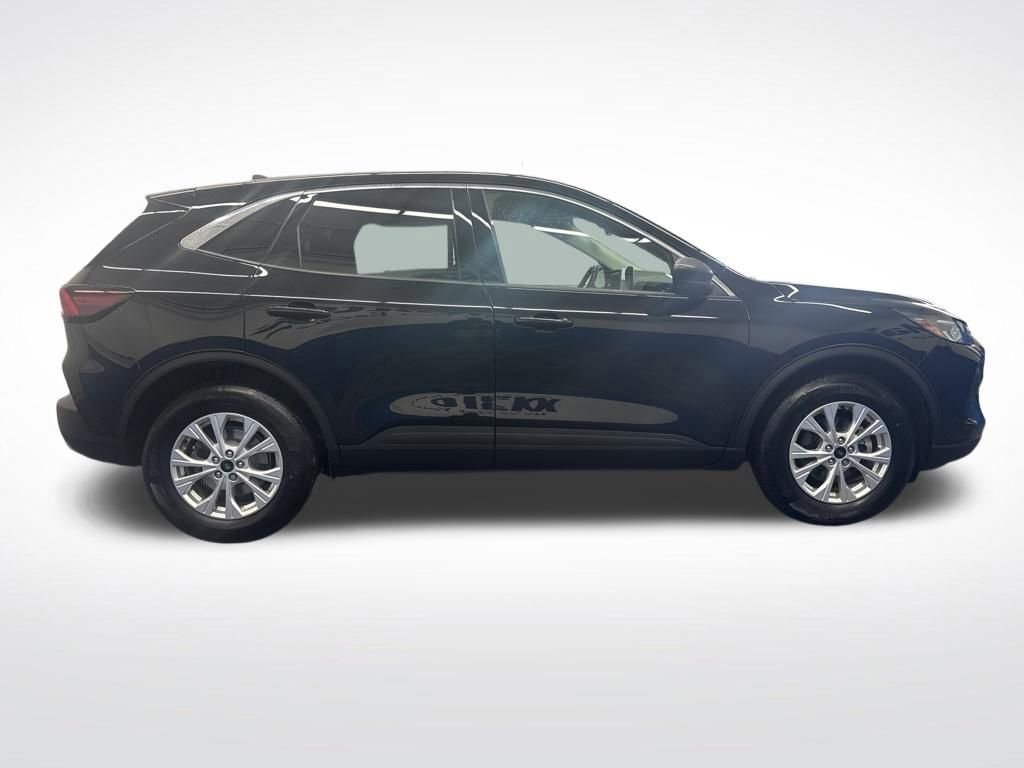Certified 2023 Ford Escape Active image 6