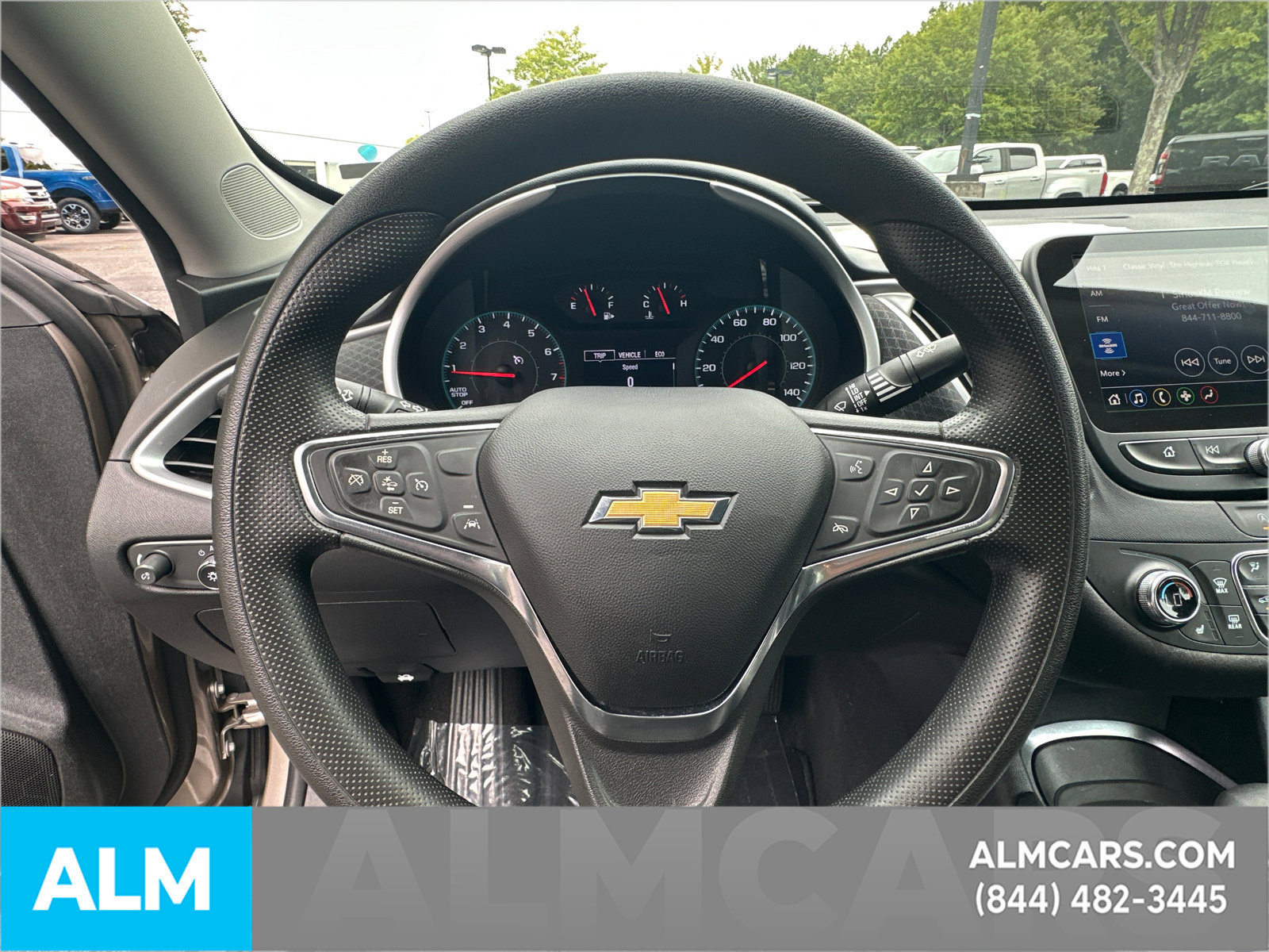 Used 2025 Chevrolet Malibu LT FWD image 26