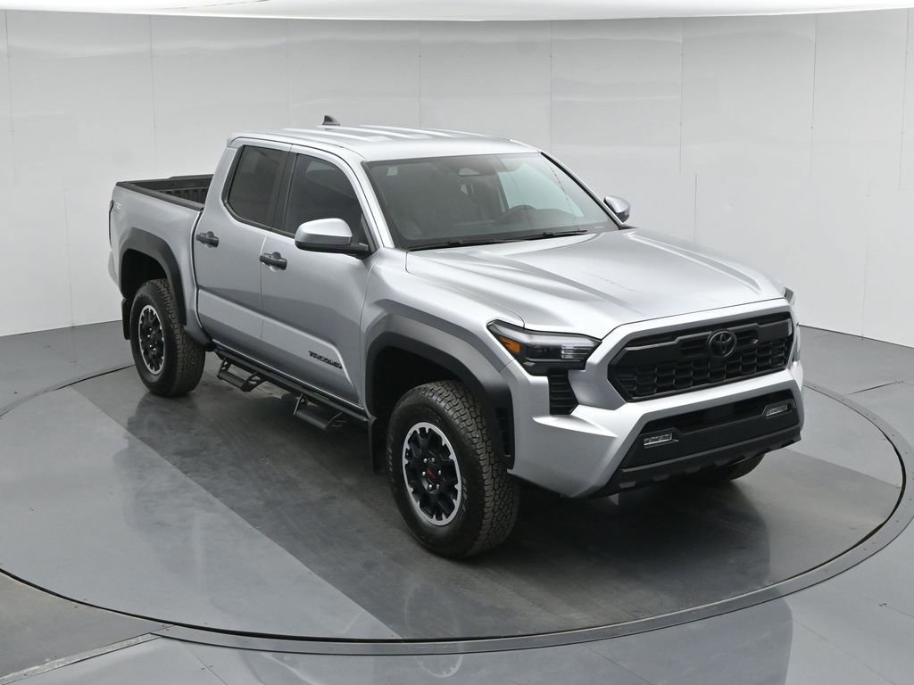 Used 2025 Toyota Tacoma TRD Off-Road image 4