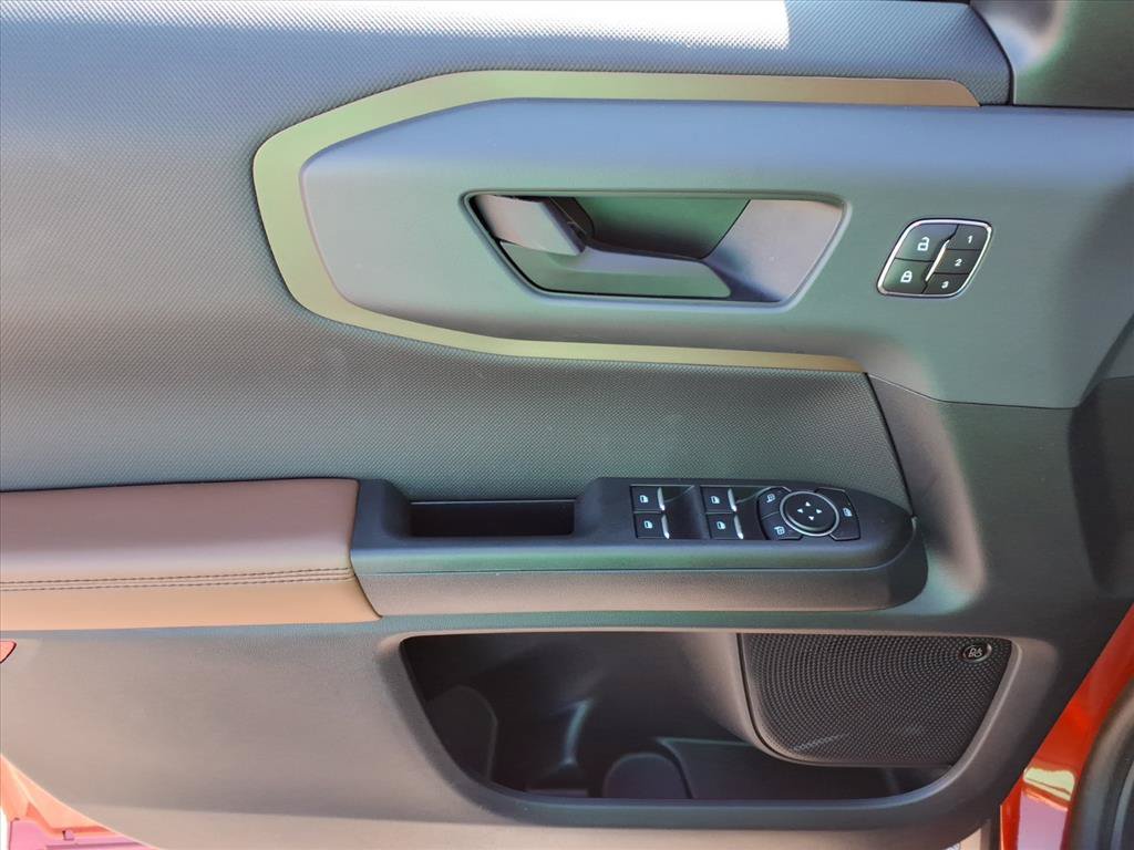 Certified 2024 Ford Bronco Sport Outer Banks w/ Tech Package AWD/4WD image 9