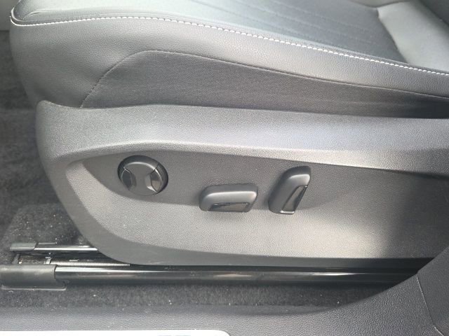 Used 2023 Volkswagen Tiguan SE R-Line AWD/4WD image 28