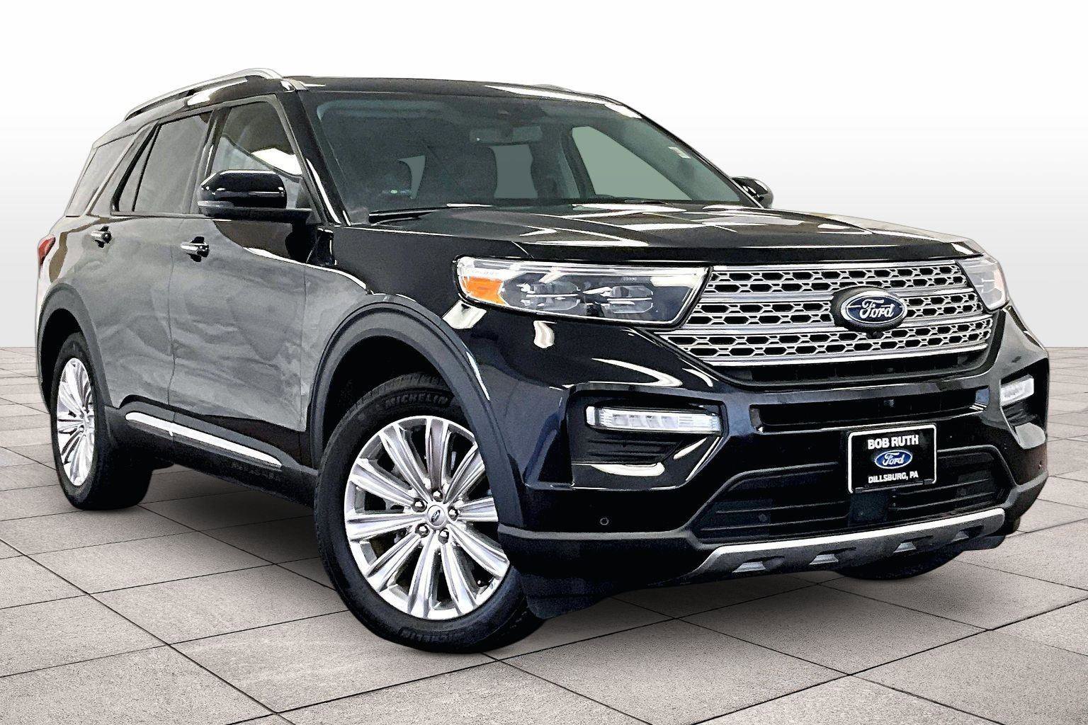 Certified 2022 Ford Explorer Limited w/ Limited Technology Package image 2