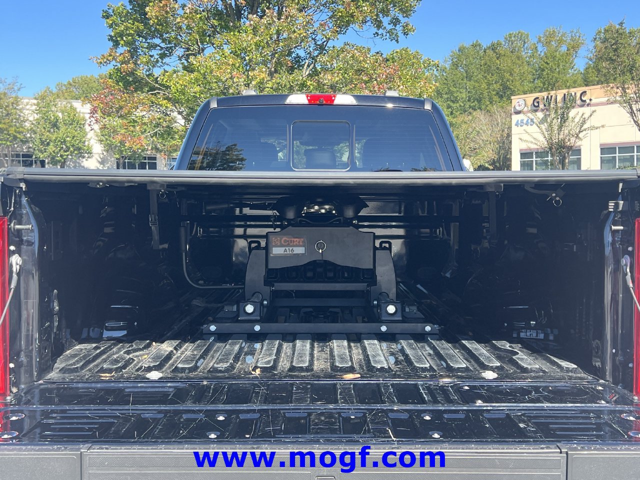 Certified 2025 Ford F350 Lariat w/ Lariat Ultimate Package AWD/4WD image 27