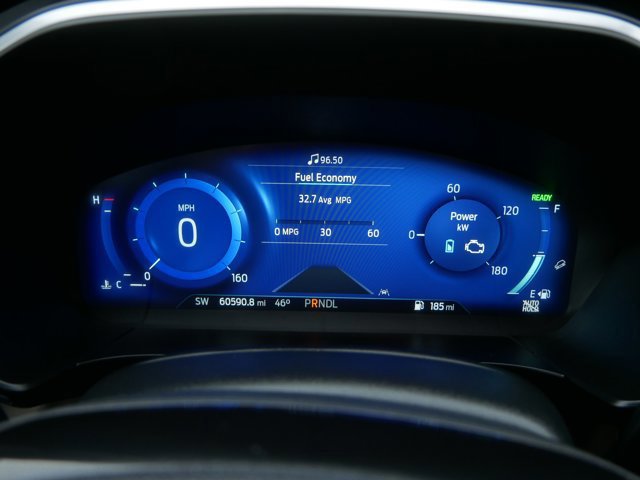 Certified 2022 Ford Escape Titanium image 32