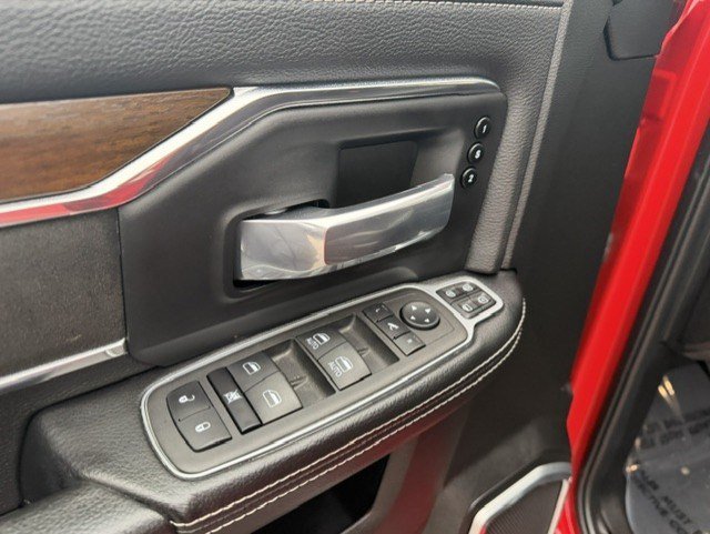 Used 2023 RAM 2500 Laramie AWD/4WD image 12