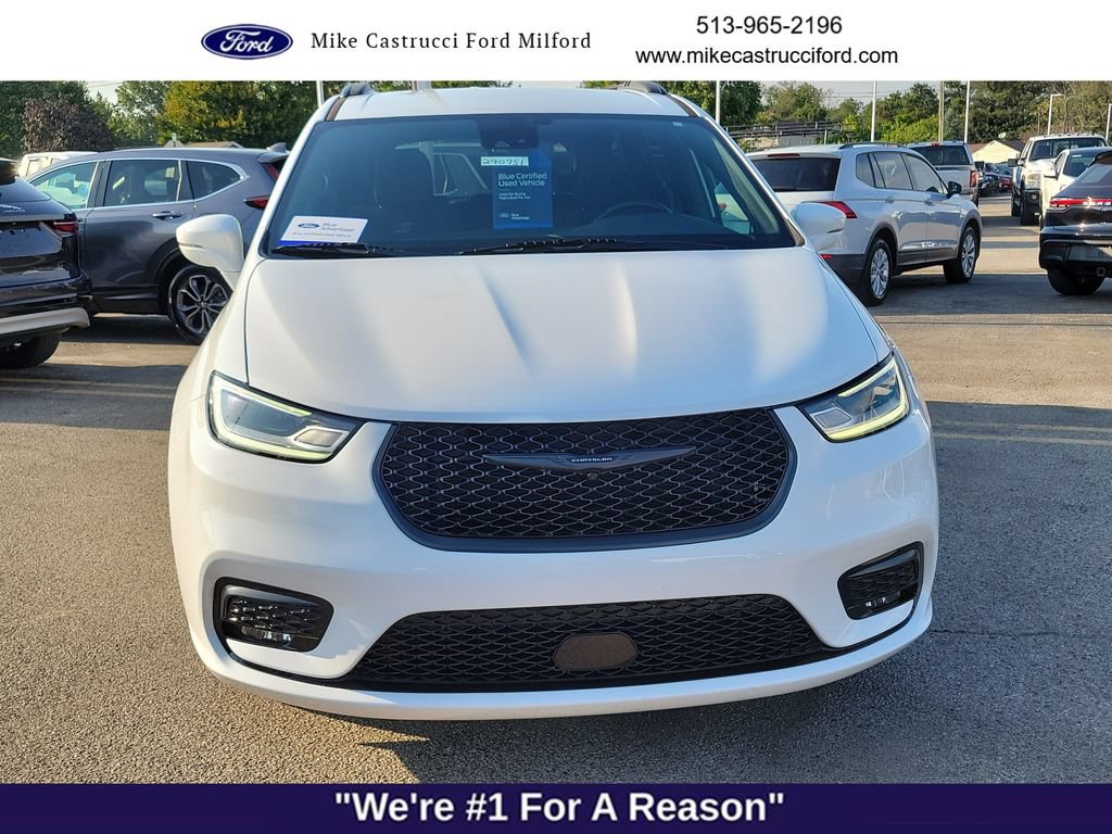 Used 2021 Chrysler Pacifica Touring w/ S Appearance Package FWD image 9
