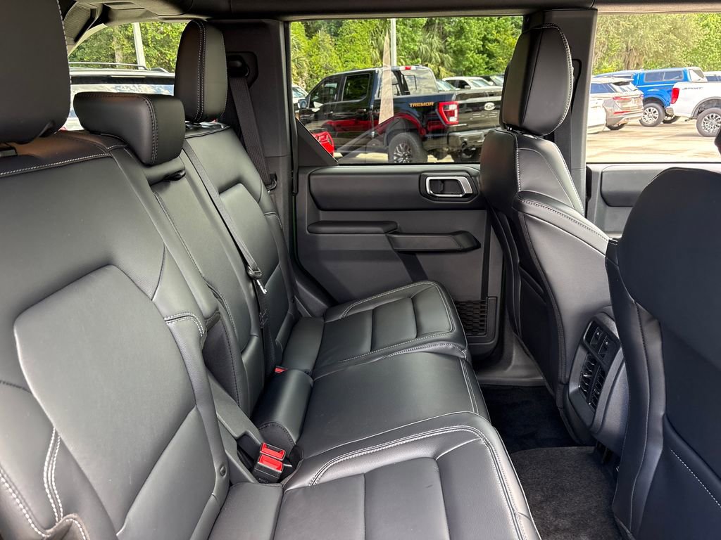 Certified 2025 Ford Bronco Outer Banks AWD/4WD image 29