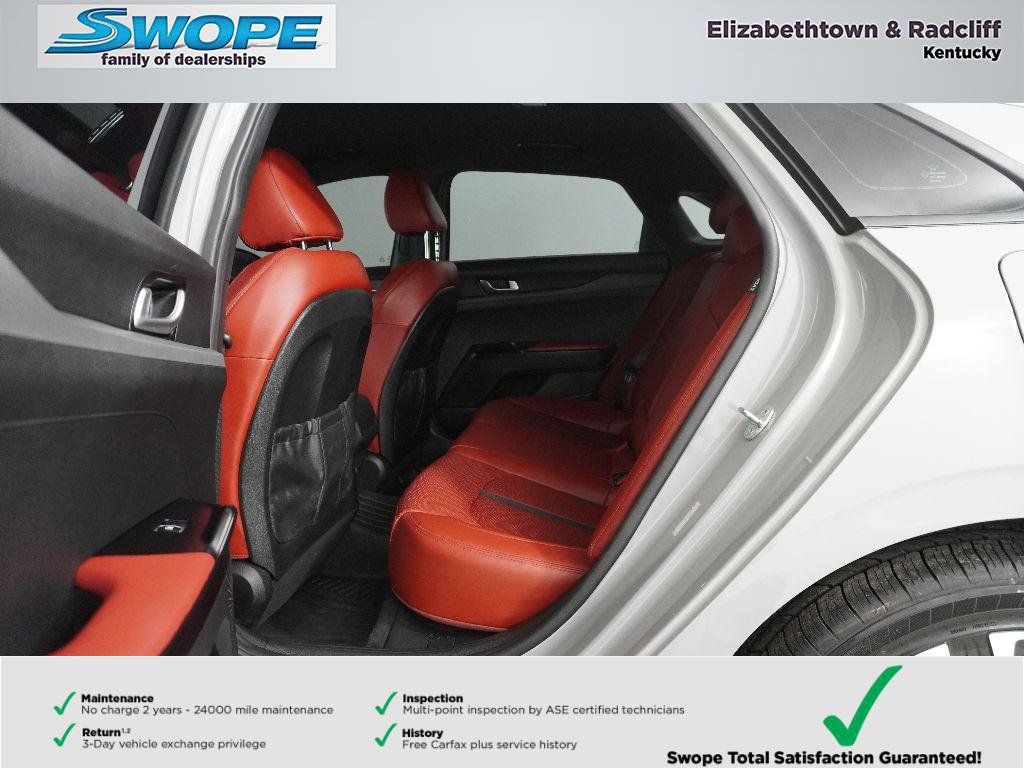 Used 2024 Kia K5 GT-Line w/ GT-Line Premium Package image 11