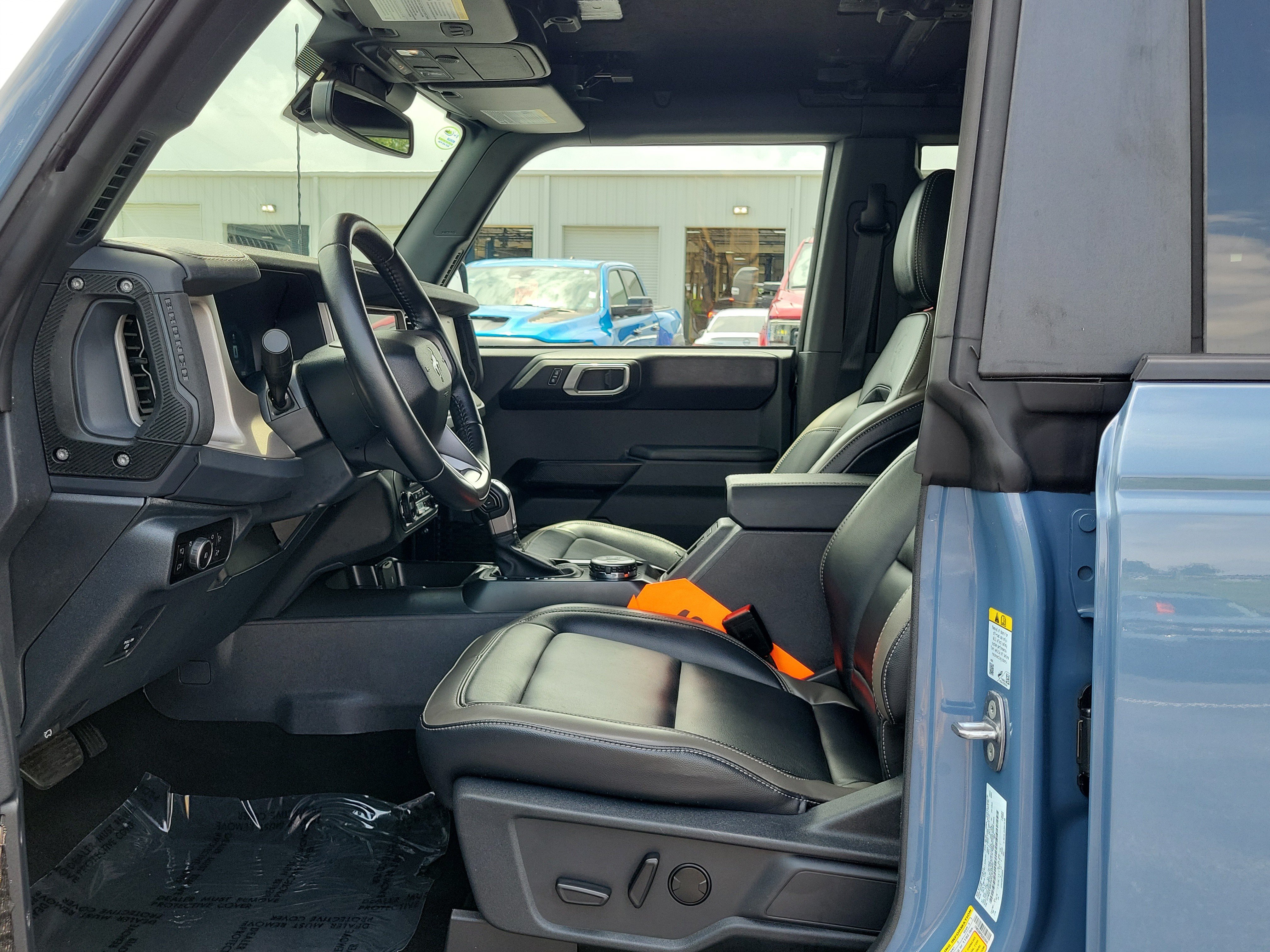 Certified 2025 Ford Bronco Outer Banks AWD/4WD image 19