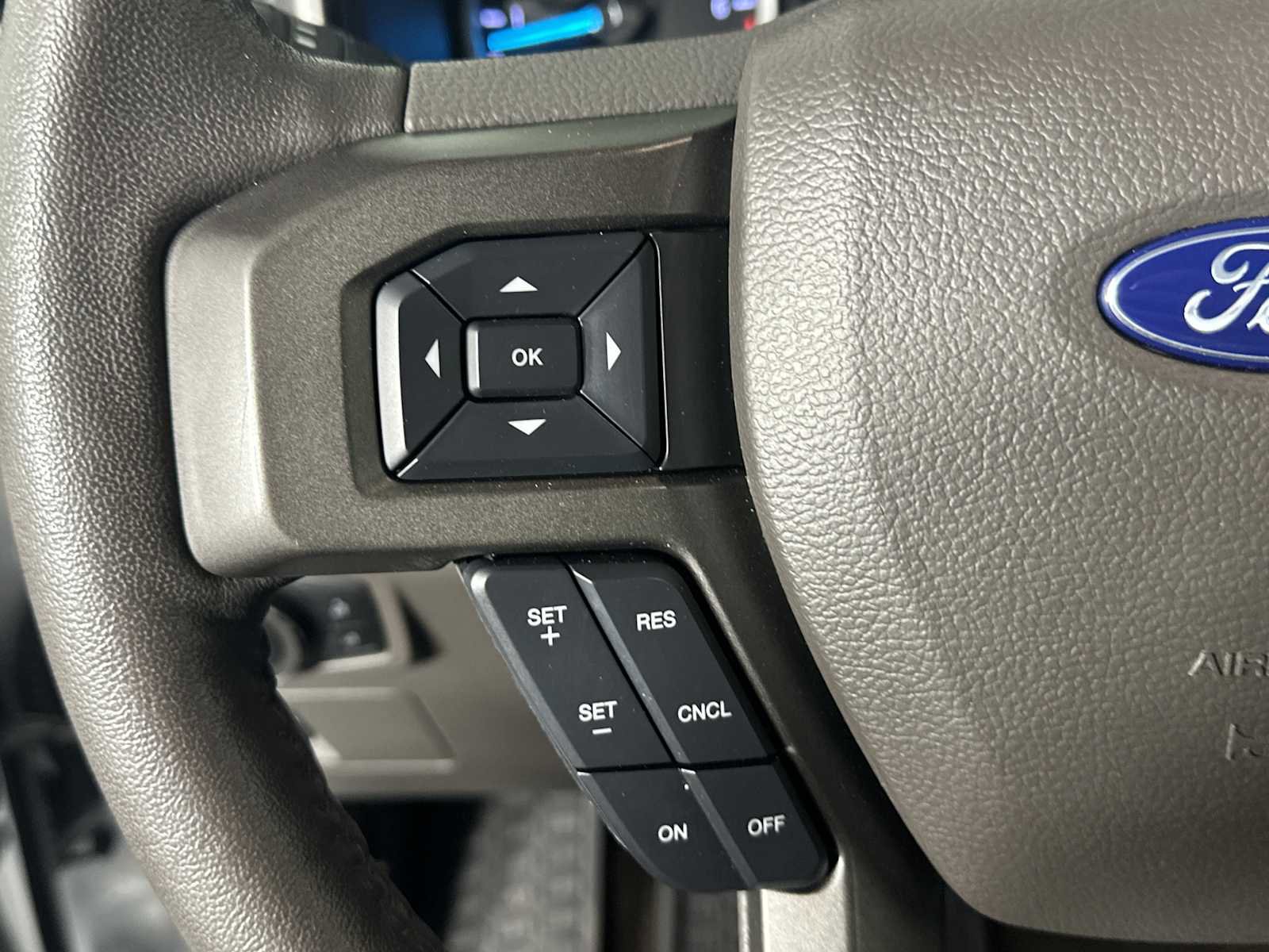 Certified 2020 Ford Expedition XLT RWD image 26